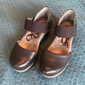 OTBT Migrant Wedge Mary Jane’s